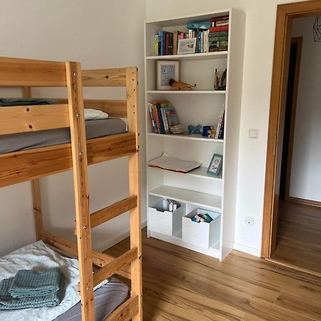 Moderne Familienfreundliche Wohnung Am Waldrand Von Pruem Mit Terrasse エクステリア 写真